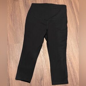 Old Navy Active half panel maternity workout sweat wicking capris